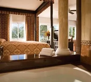 Riu Palace Tropical Bay Отель